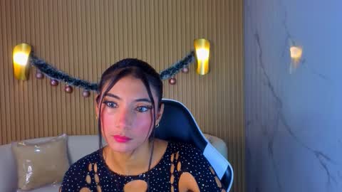 perla_moon_tx online show from February 6, 2026, 12:41 pm