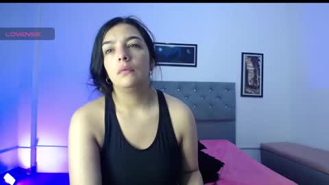 WELCOME TO THE PERLA ROOM online show from September 14, 2025, 4:11 am