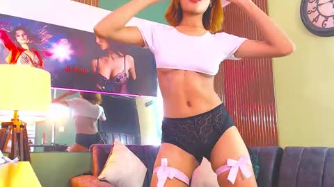 Snapshot of perla_st chatting on February 27, 2025, 5:26 pm Perla online show from February 27, 2025, 5:26 pm