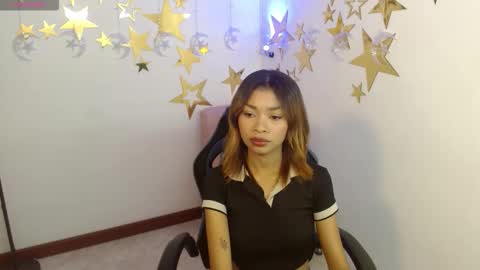 Snapshot of perla_st chatting on November 27, 2025, 7:05 pm Perla online show from November 27, 2025, 7:05 pm