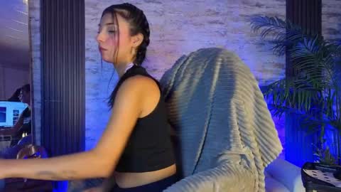  PERLA online show from May 1, 2026, 6:34 pm