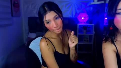 Snapshot of perlaa_moon_ chatting on June 18, 2026, 11:58 am PERLA online show from June 18, 2026, 11:58 am