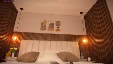 PerlaPreciosa online show from June 26, 2026, 3:55 am