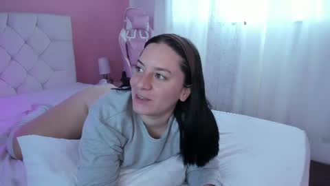 Marie online show from June 15, 2026, 11:01 am