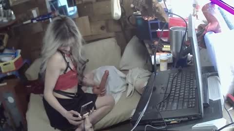 Snapshot of persephone420 chatting on February 24, 2025, 5:42 pm Persephone Love online show from February 24, 2025, 5:42 pm