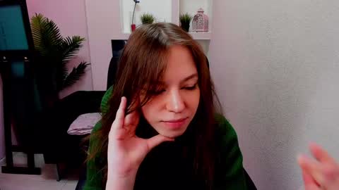 Snapshot of persinaky chatting on December 25, 2024, 5:37 am horror flying on the wings of the night.... online show from December 25, 2024, 5:37 am