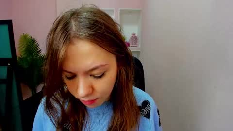 Snapshot of persinaky chatting on October 11, 2025, 5:28 am horror flying on the wings of the night.... online show from October 11, 2025, 5:28 am