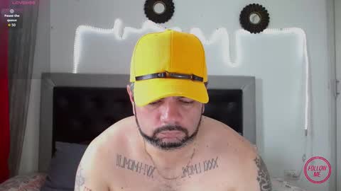 Snapshot of perverseveteranmanxxx chatting on October 21, 2025, 3:57 pm Carlos online show from October 21, 2025, 3:57 pm