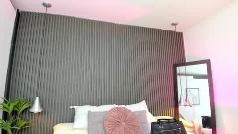 Lizza online show from November 4, 2025, 11:20 am