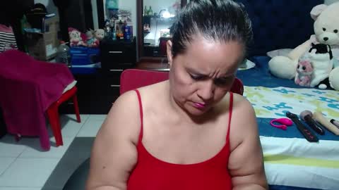 Snapshot of pervert_mommy_x chatting on December 13, 2024, 11:02 am SAMY online show from December 13, 2024, 11:02 am