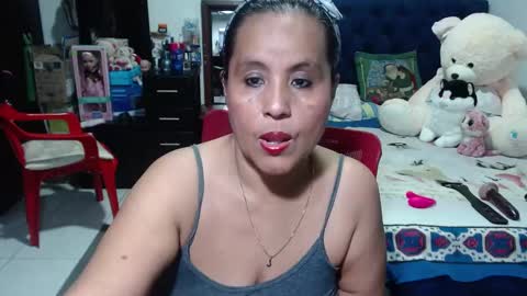 Snapshot of pervert_mommy_x chatting on January 16, 2025, 10:21 am SAMY online show from January 16, 2025, 10:21 am