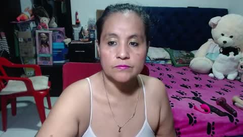 Snapshot of pervert_mommy_x chatting on February 17, 2025, 10:51 am SAMY online show from February 17, 2025, 10:51 am