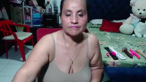 Snapshot of pervert_mommy_x chatting on March 12, 2025, 10:26 am SAMY online show from March 12, 2025, 10:26 am