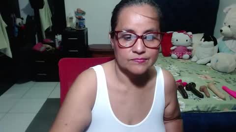 Snapshot of pervert_mommy_x chatting on September 10, 2025, 11:21 am SAMY online show from September 10, 2025, 11:21 am