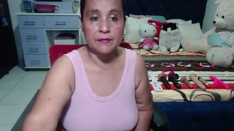 Snapshot of pervert_mommy_x chatting on September 15, 2025, 11:32 am SAMY online show from September 15, 2025, 11:32 am