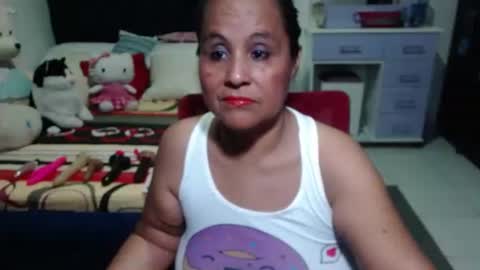 Snapshot of pervert_mommy_x chatting on September 16, 2025, 10:05 am SAMY online show from September 16, 2025, 10:05 am