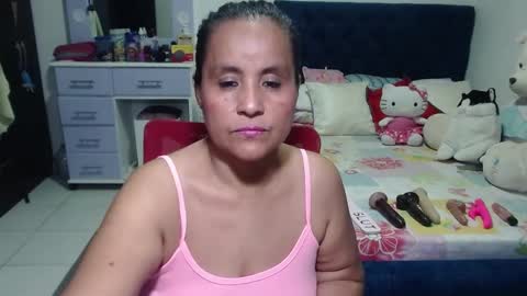 Snapshot of pervert_mommy_x chatting on October 1, 2025, 11:05 am SAMY online show from October 1, 2025, 11:05 am