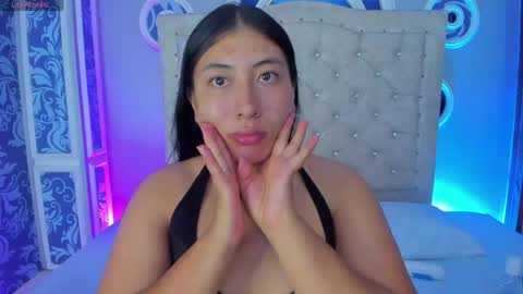 Snapshot of pervertedcurvy chatting on April 19, 2026, 3:28 am Lily online show from April 19, 2026, 3:28 am