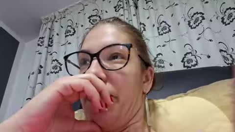 Lisa -  online show from December 21, 2024, 5:29 pm