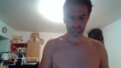 Snapshot of peshtic20 chatting on October 20, 2025, 3:18 am peshtic20 online show from October 20, 2025, 3:18 am