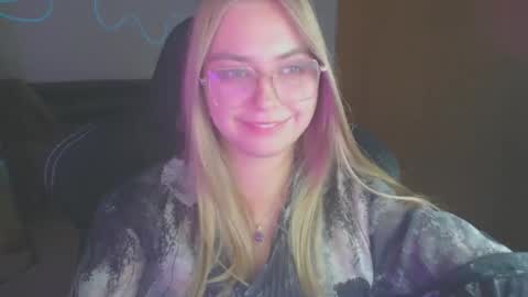 Snapshot of petalkiss chatting on October 1, 2025, 6:47 pm petalkiss online show from October 1, 2025, 6:47 pm