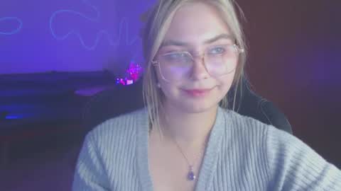 Snapshot of petalkiss chatting on October 3, 2025, 4:59 pm petalkiss online show from October 3, 2025, 4:59 pm