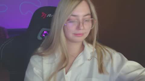 Snapshot of petalkiss chatting on October 8, 2025, 11:46 pm petalkiss online show from October 8, 2025, 11:46 pm