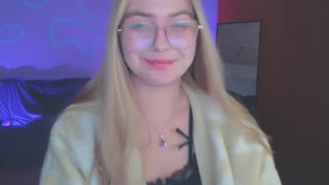 Snapshot of petalkiss chatting on October 20, 2025, 6:30 pm petalkiss online show from October 20, 2025, 6:30 pm