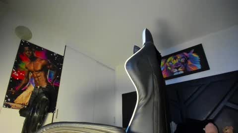 PeterColeman online show from September 18, 2025, 4:58 am