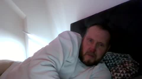 jelle online show from February 18, 2026, 11:33 pm