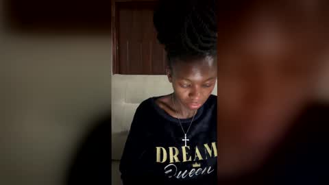 petite_divah254 online show from February 1, 2026, 6:06 pm