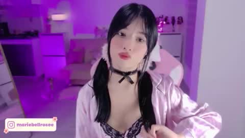 petite_marie_ online show from May 7, 2026, 1:55 am