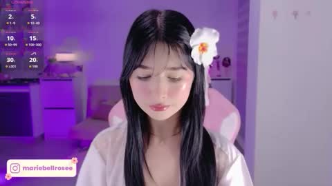 petite_marie_ online show from May 21, 2026, 4:30 am