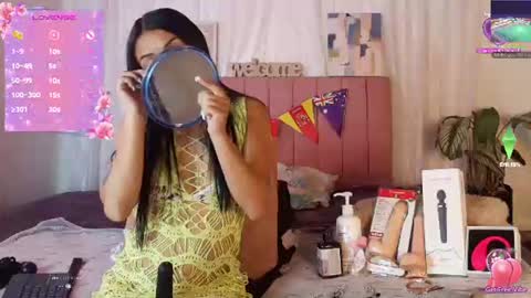 petite_pepper18 online show from July 15, 2026, 9:20 pm