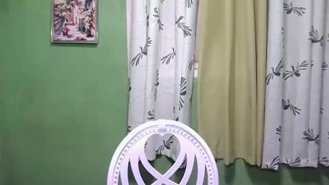 Snapshot of petite_trish chatting on January 20, 2025, 4:54 am trish online show from January 20, 2025, 4:54 am