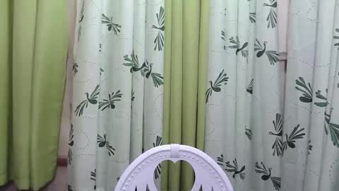 Snapshot of petite_trish chatting on January 22, 2025, 11:32 pm trish online show from January 22, 2025, 11:32 pm