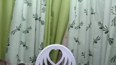 Snapshot of petite_trish chatting on January 23, 2025, 5:56 am trish online show from January 23, 2025, 5:56 am