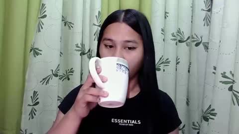 Snapshot of petite_trish chatting on January 27, 2025, 11:11 pm trish online show from January 27, 2025, 11:11 pm