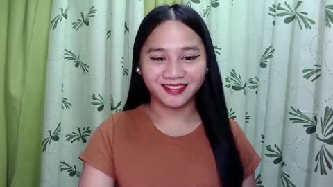Snapshot of petite_trish chatting on January 31, 2025, 9:59 am trish online show from January 31, 2025, 9:59 am