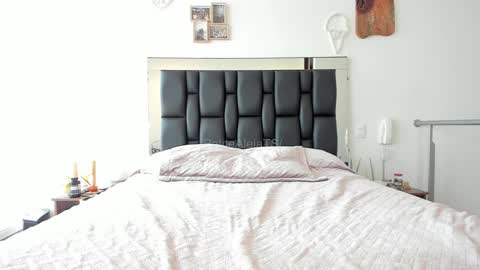 Snapshot of petitealejats chatting on December 14, 2024, 5:36 pm PetiteAlejaTs online show from December 14, 2024, 5:36 pm