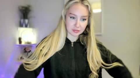 Ava online show from March 23, 2026, 6:23 pm