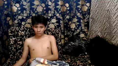 cute vir online show from June 24, 2026, 4:44 am