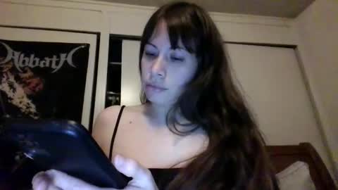 Snapshot of petitedoll30 chatting on December 8, 2024, 6:33 am Petitedoll30 online show from December 8, 2024, 6:33 am