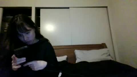 Snapshot of petitedoll30 chatting on December 19, 2024, 6:01 am Petitedoll30 online show from December 19, 2024, 6:01 am