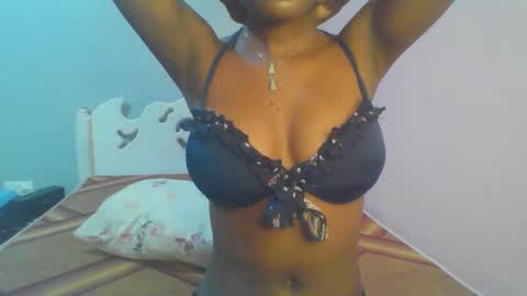 Snapshot of petiteediva chatting on May 4, 2026, 2:29 am diva online show from May 4, 2026, 2:29 am