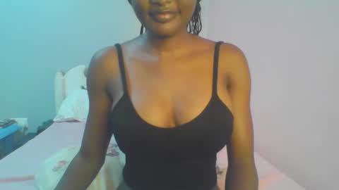 Snapshot of petiteediva chatting on May 23, 2026, 3:12 am diva online show from May 23, 2026, 3:12 am