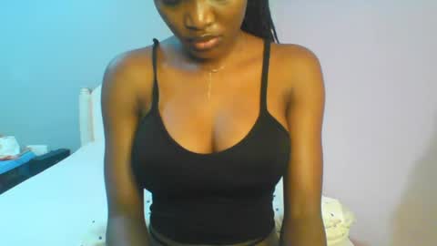 Snapshot of petiteediva chatting on July 14, 2026, 2:49 am diva online show from July 14, 2026, 2:49 am