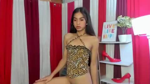 petitehorsycock online show from March 27, 2026, 6:19 am