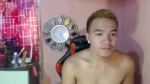 Snapshot of petitehugecockxnxxx chatting on September 27, 2025, 2:27 am Call me jake online show from September 27, 2025, 2:27 am