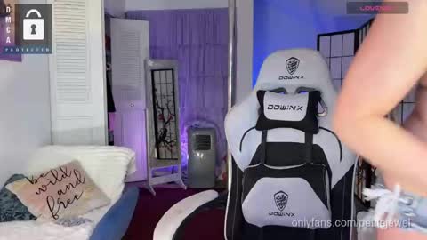 Jules online show from September 27, 2025, 10:20 am